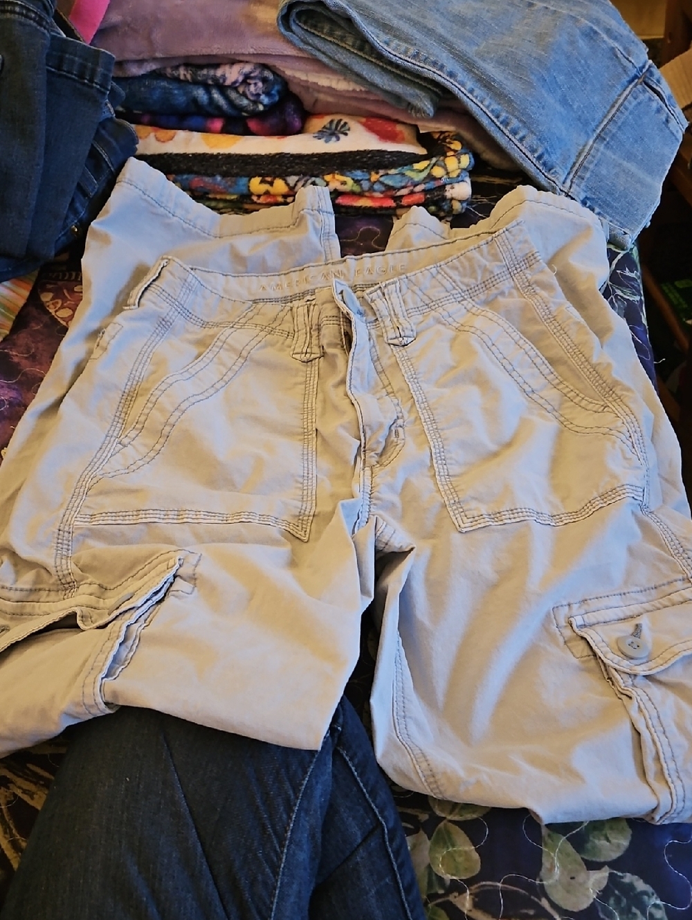 American Eagle Cargo Pants